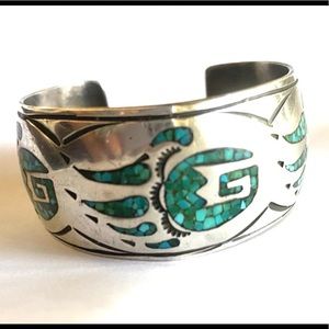 Navajo Native American Chip Inlay Bear Claw Cuff